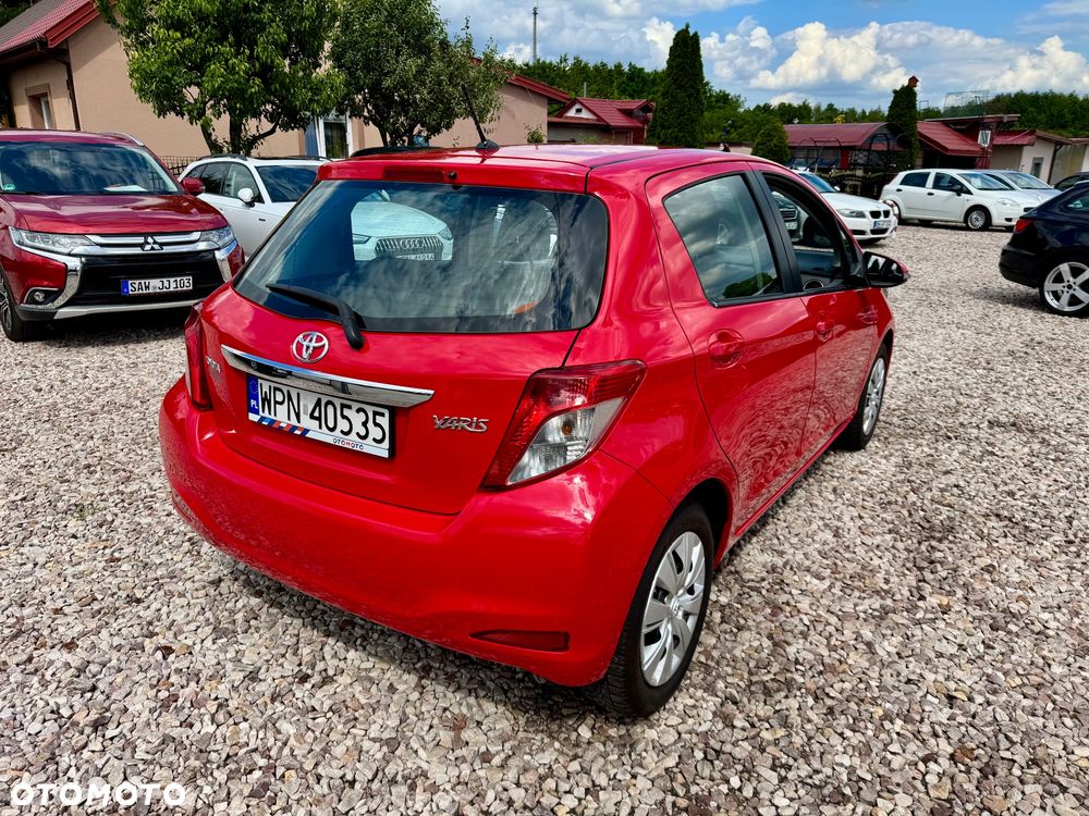 Toyota Yaris - 15