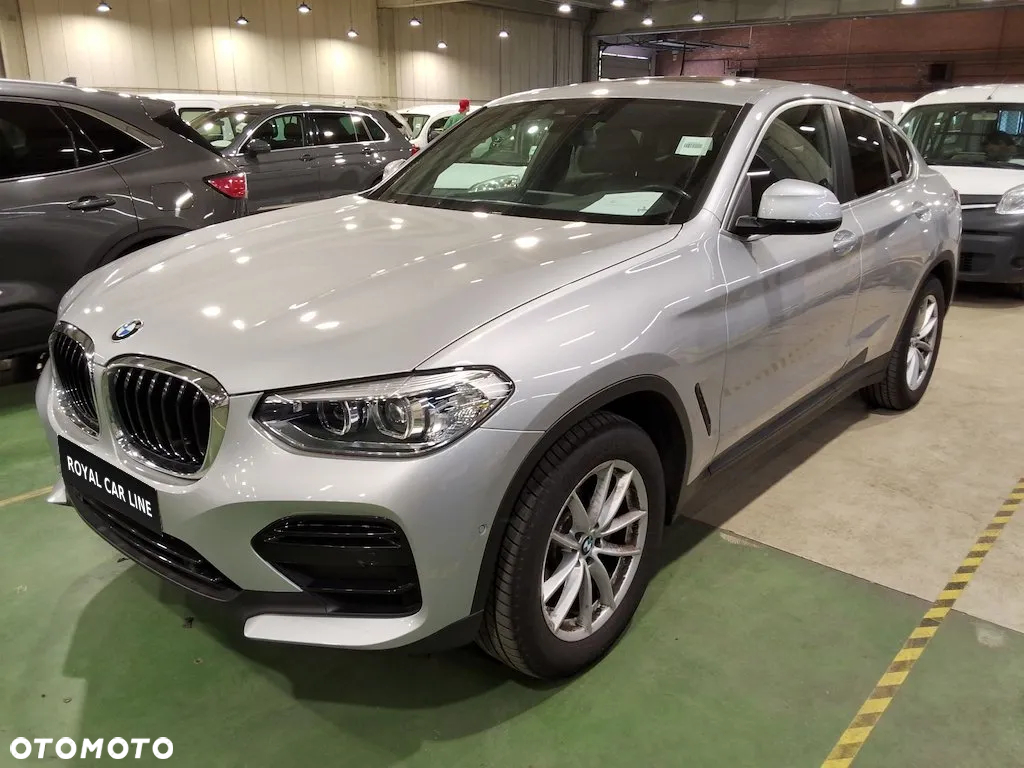BMW X4 xDrive20d Advantage - 4