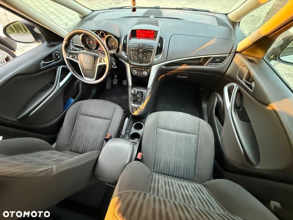 Opel Zafira Tourer 1.8 Selection - 19