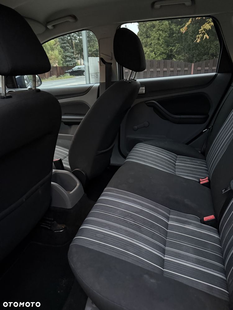 Ford Focus - 9