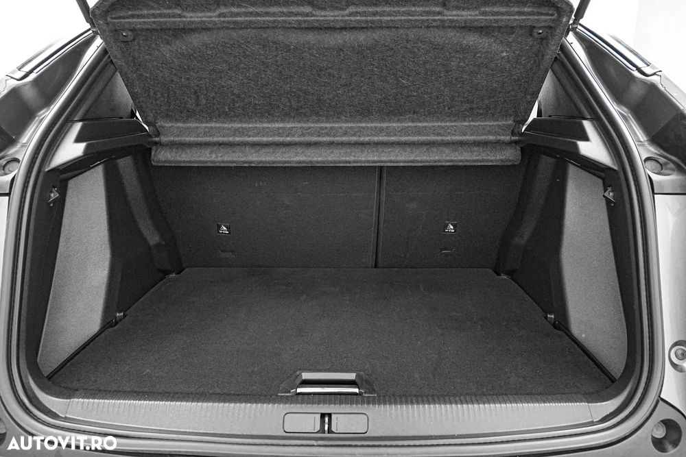Peugeot 2008 1.5 BlueHDI EAT8 STT Allure Pack - 25
