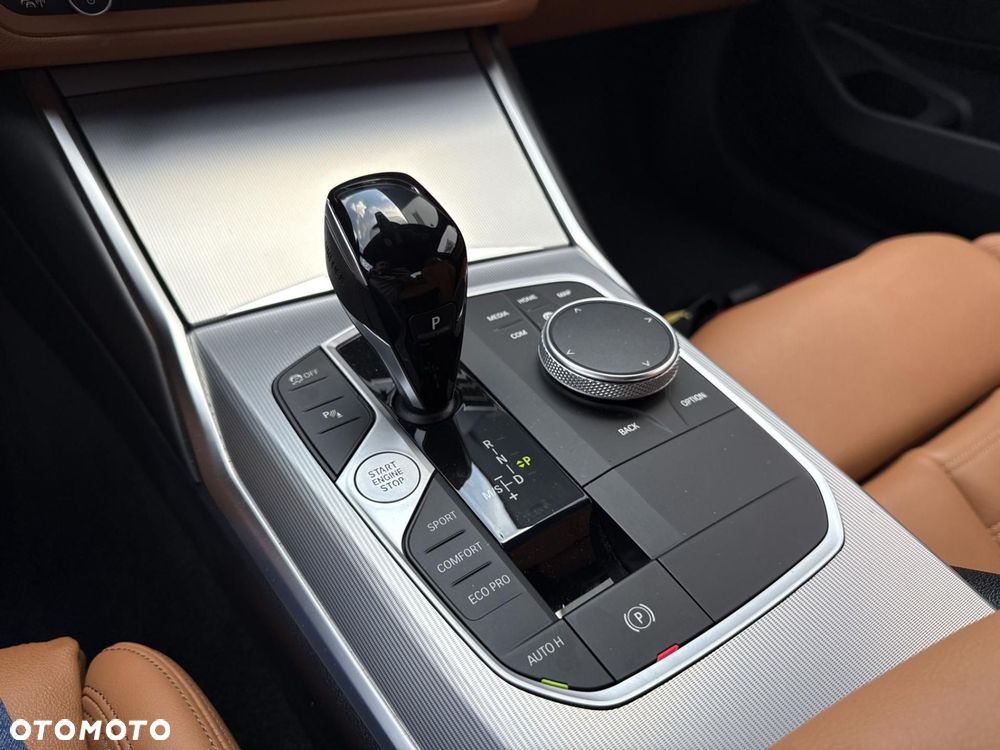BMW Seria 3 M340d xDrive mHEV sport - 13