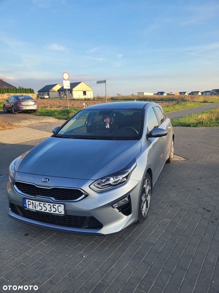 Kia Ceed 1.5 T-GDI Business Line Plus - 6