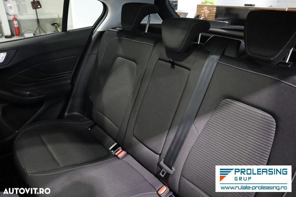 Ford Focus - 15