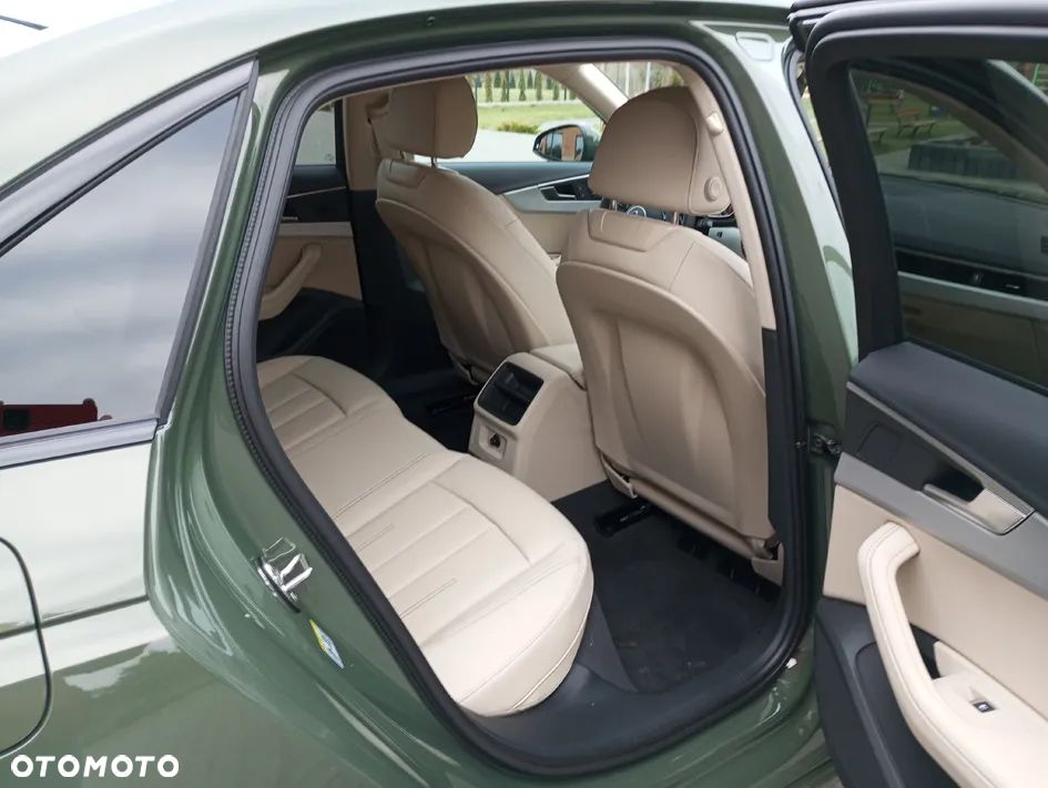 Audi A4 Limousine 35 TFSI mHEV S tronic - 12