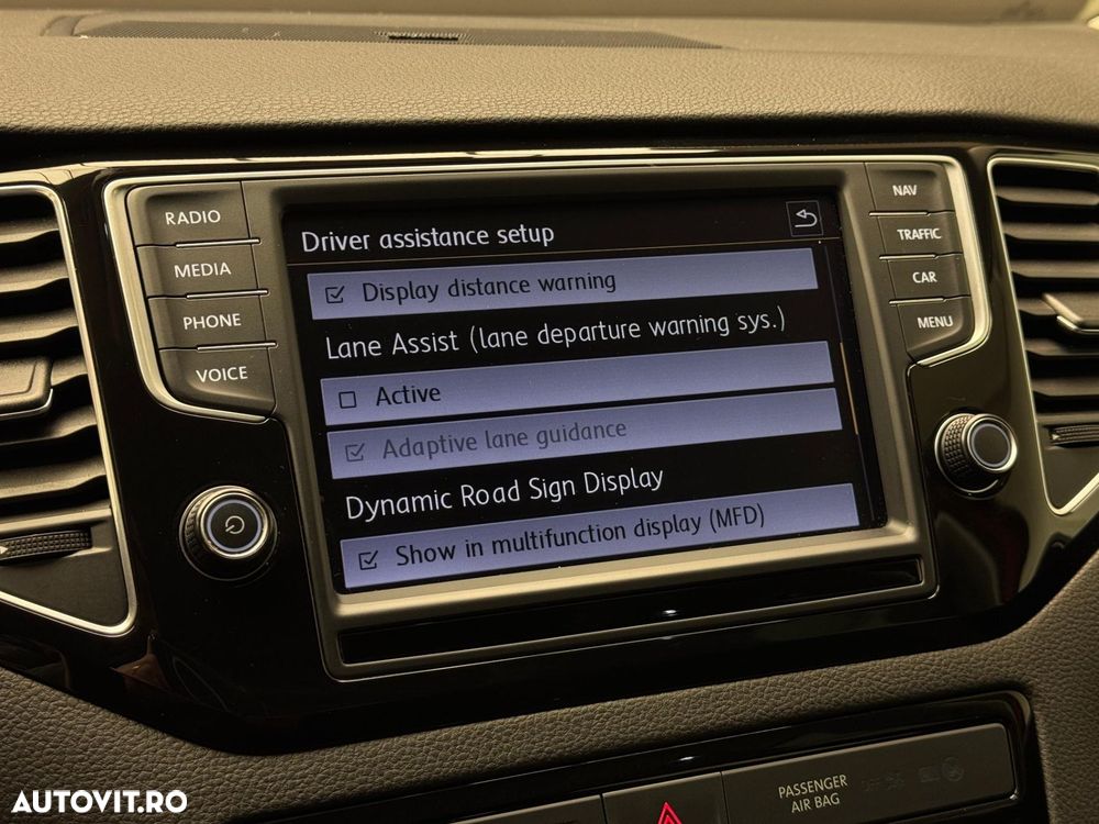 Volkswagen Golf Sportsvan - 15