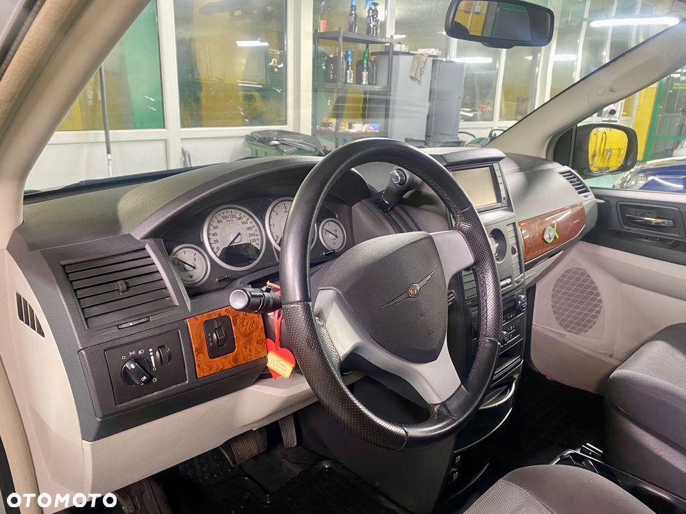 Chrysler Grand Voyager 2.8 CRD Touring - 18