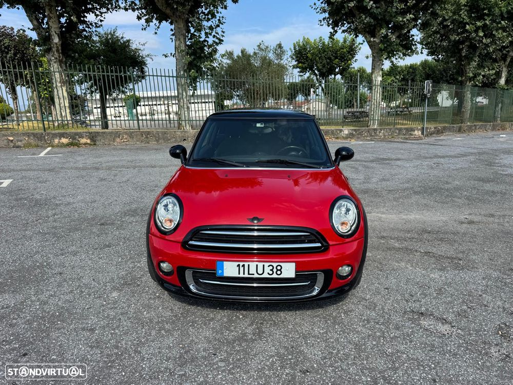 MINI 3 Portas Cooper D - 1