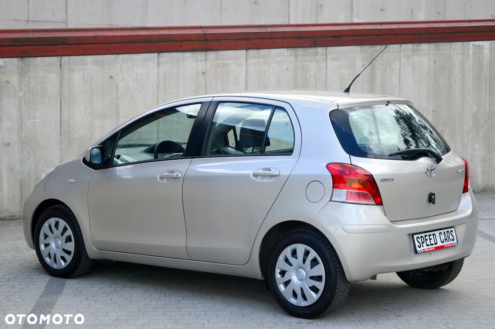 Toyota Yaris 1.33 VVT-i Cool+ - 4