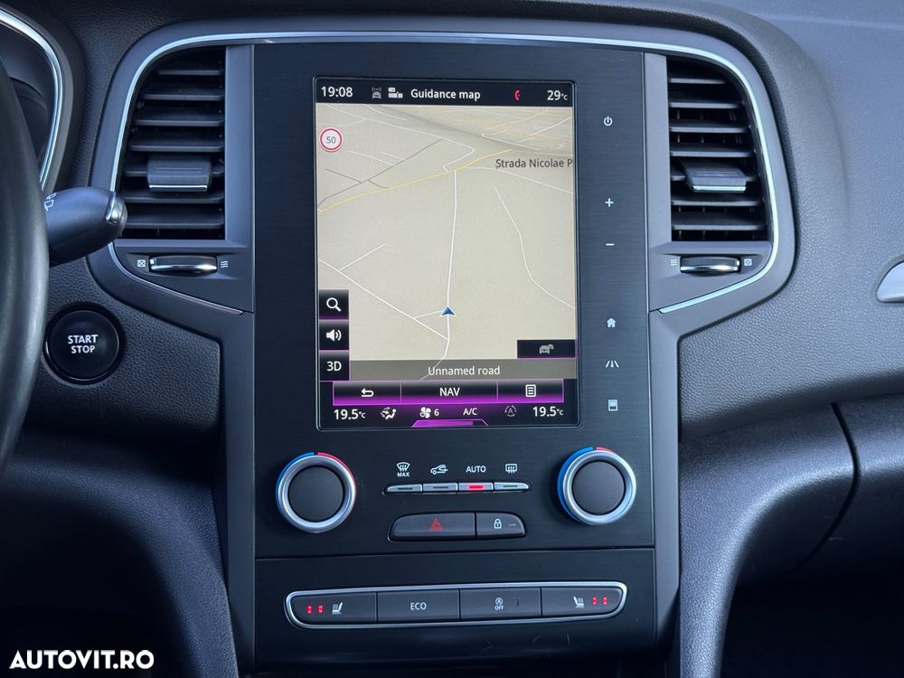 Renault Megane ENERGY dCi 110 EDC BOSE EDITION - 28