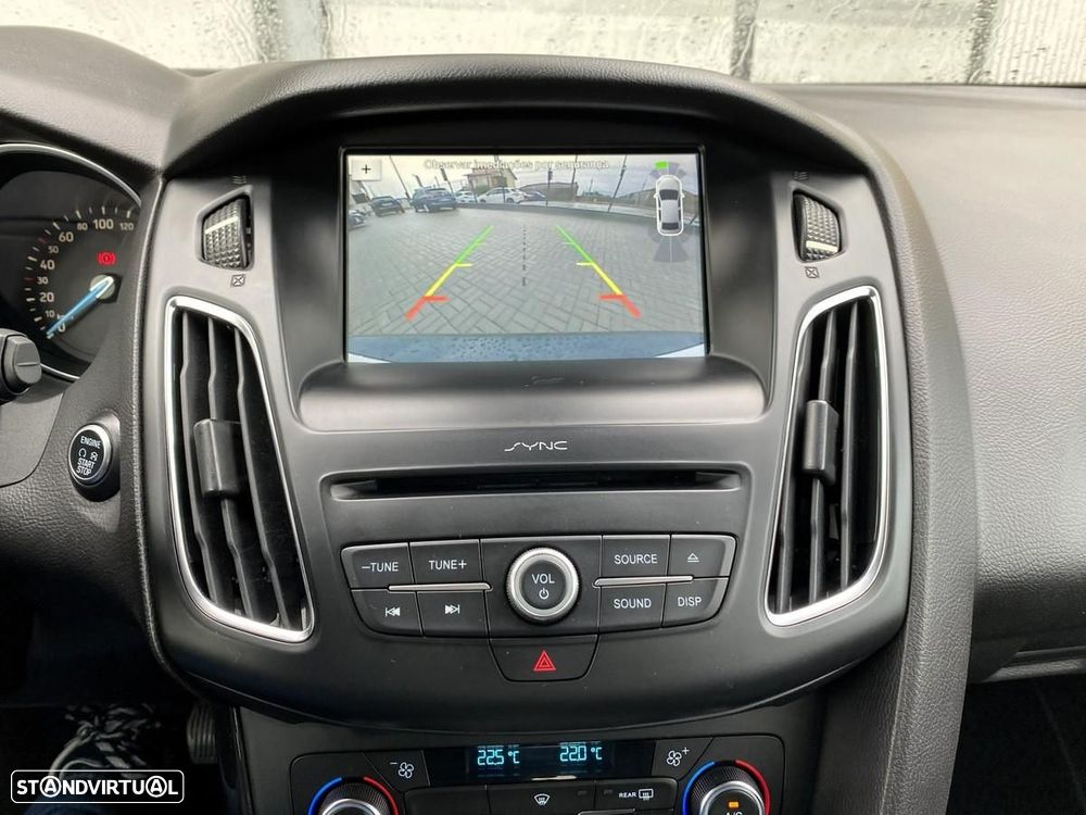 Ford Focus 1.5 TDCi Titanium - 21