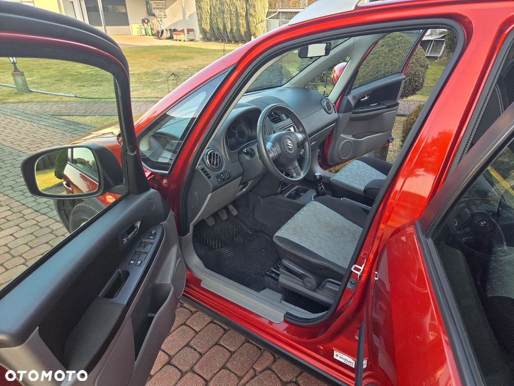 Suzuki SX4 1.6 VVT 4x2 Style - 11