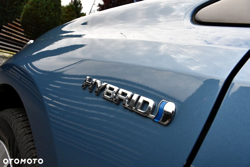 Toyota Auris 1.8 HSD Prestige - 35