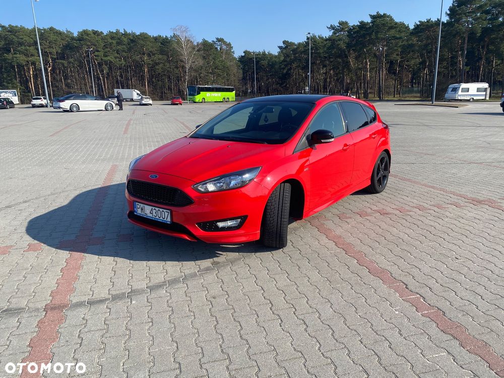 Ford Focus 1.5 EcoBoost ST-Line Red ASS - 18