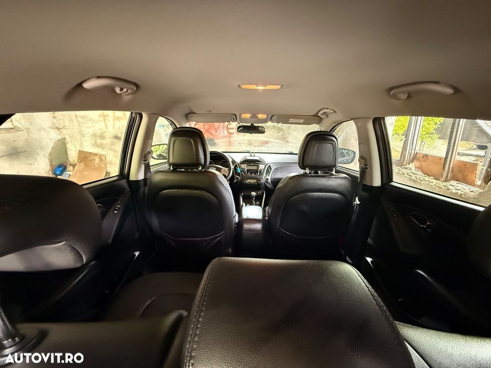 HYUNDAI ix35 2012 — imagine 10