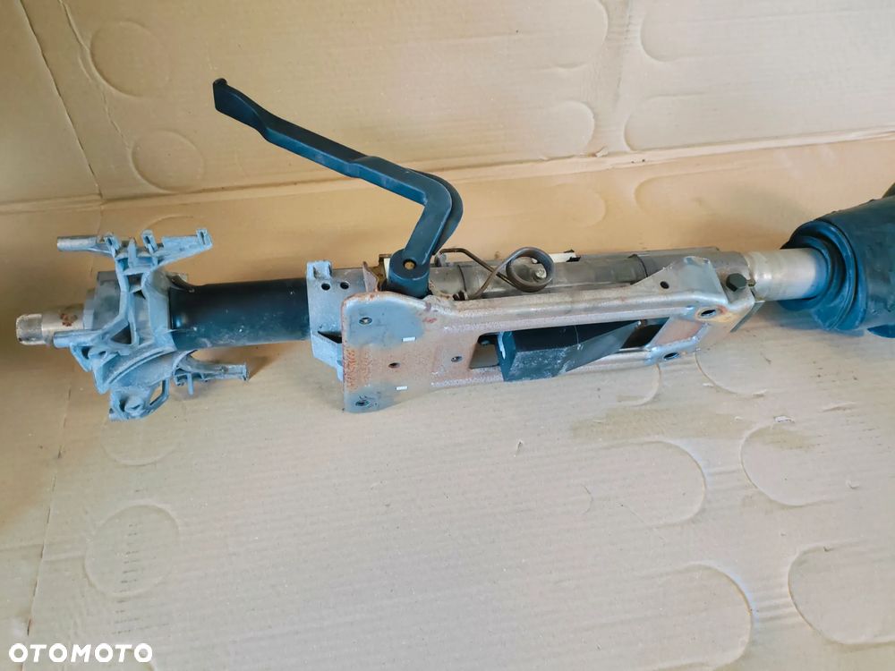 BMW E90 LIFT 2.0B KOLUMNA KIEROWNICZA - 9