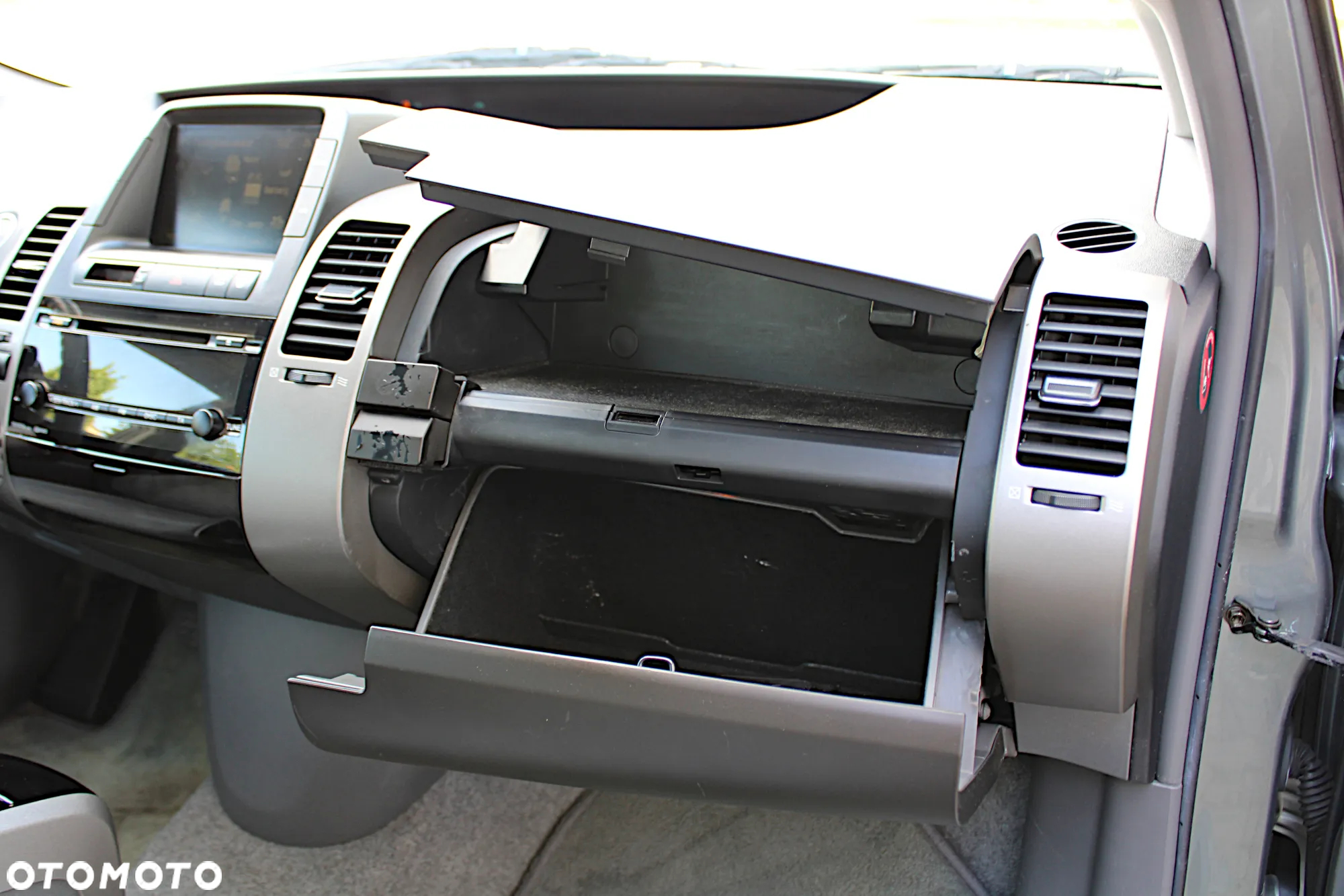 Toyota Prius - 14