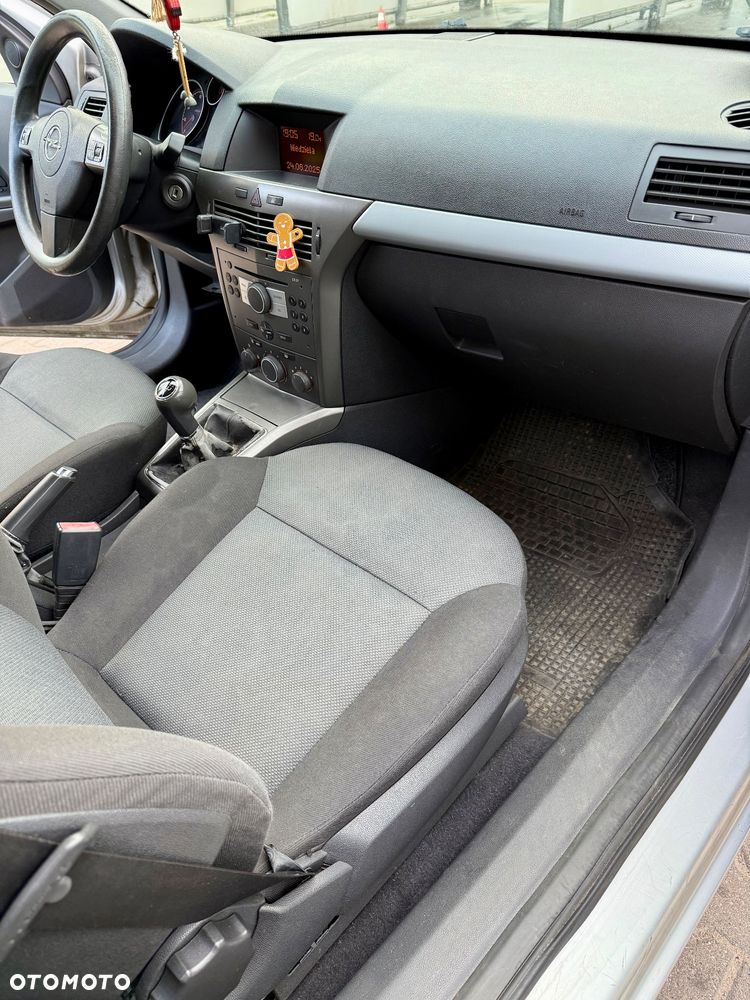 Opel Astra III 1.6 Cosmo - 12