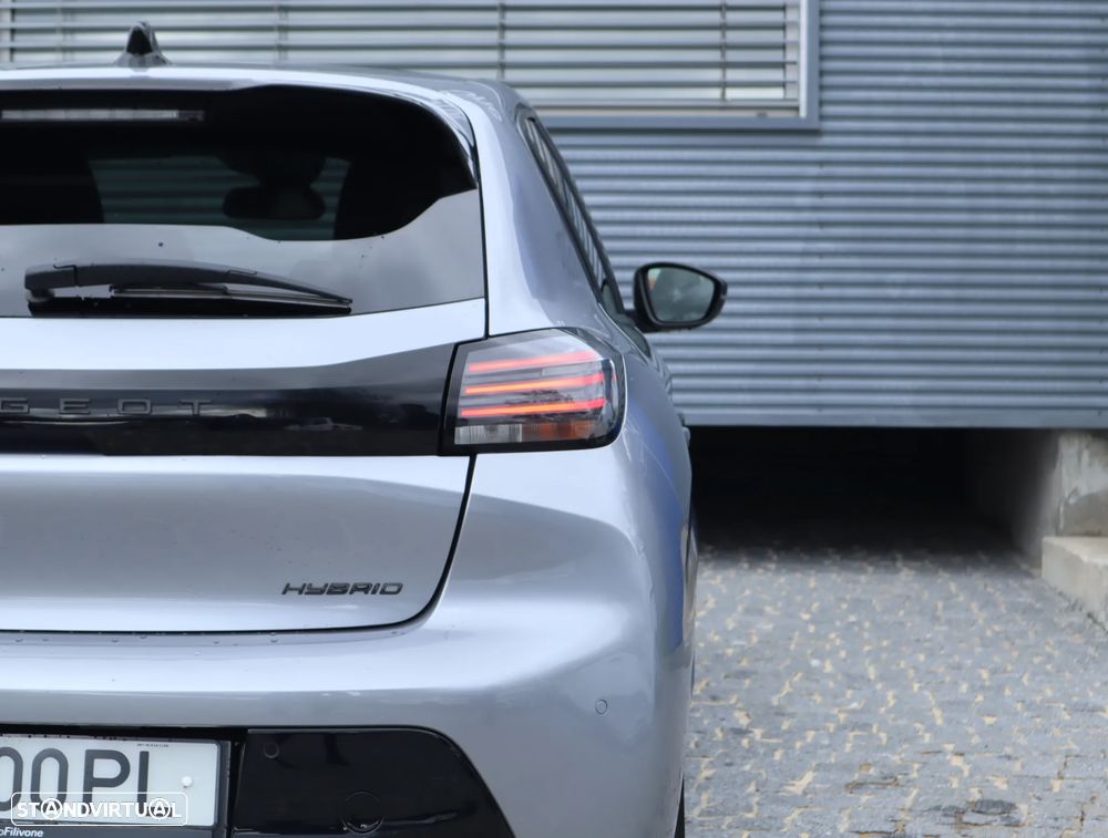 Peugeot 208 1.2 Hybrid Allure e-DCS6 - 14