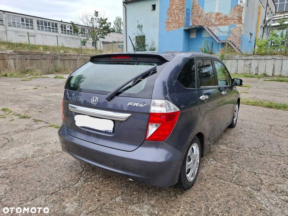 Honda FR-V - 1