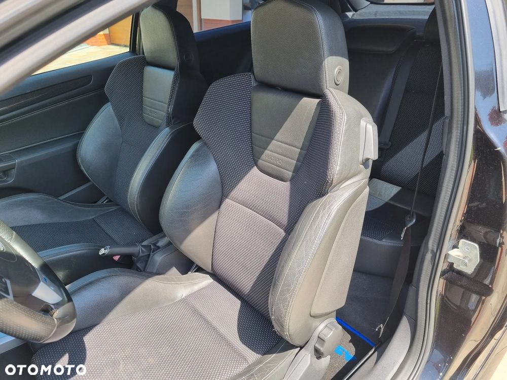 Opel Astra 2.0 T OPC - 3