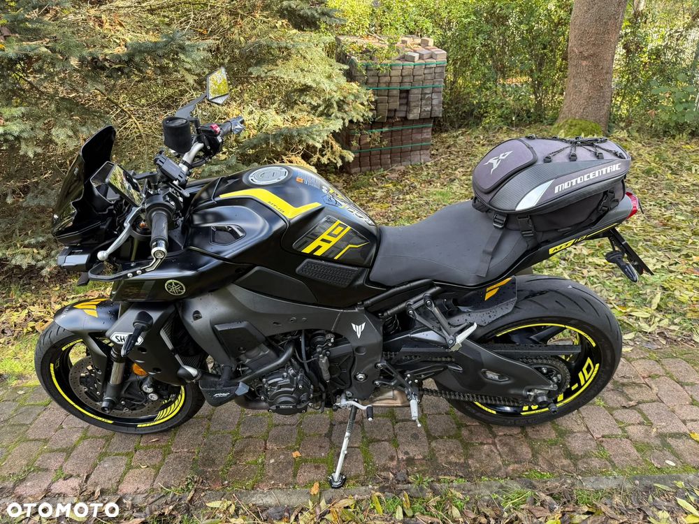 Yamaha MT - 7