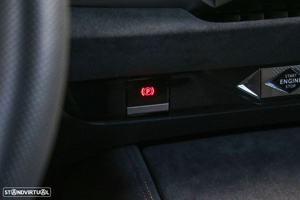 DS DS4 1.2 PureTech Performance Line EAT8 - 21