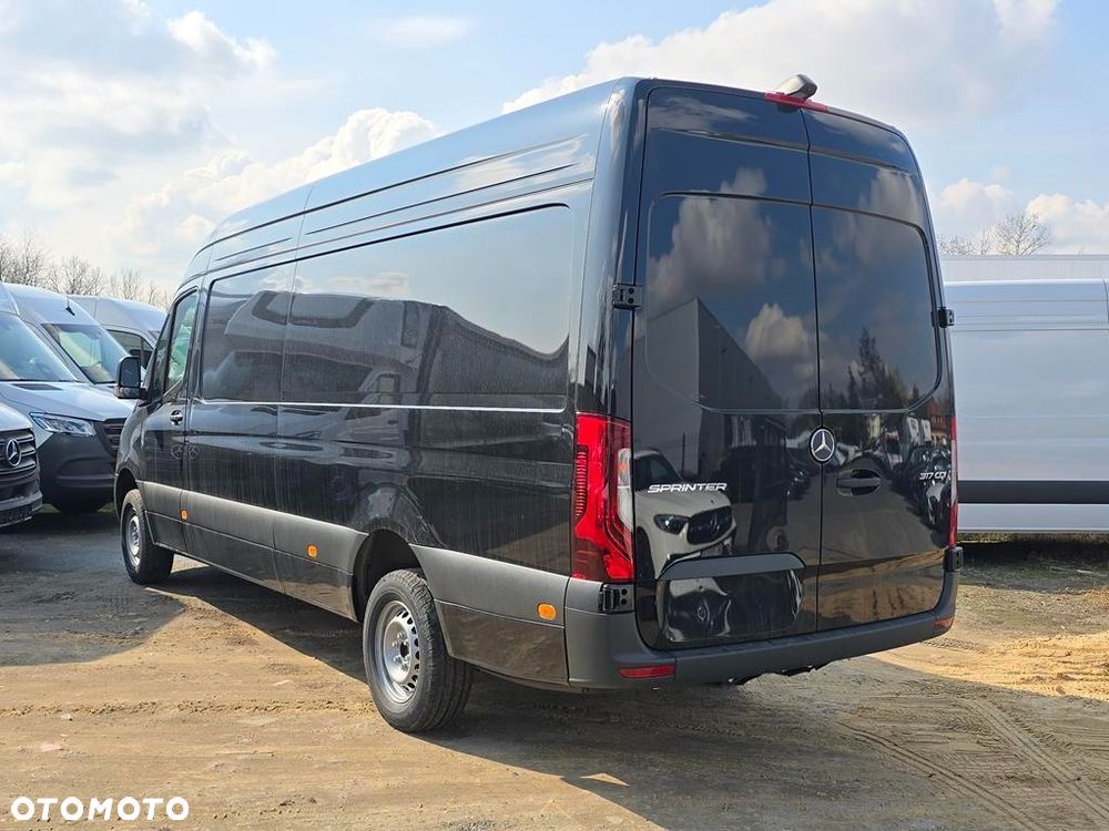 Mercedes-Benz Sprinter 317 CDI Long PRO 9G-Tronic - 8