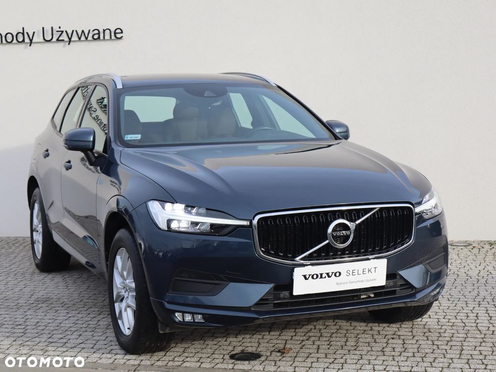 Volvo XC 60 B4 D AWD Momentum - 9