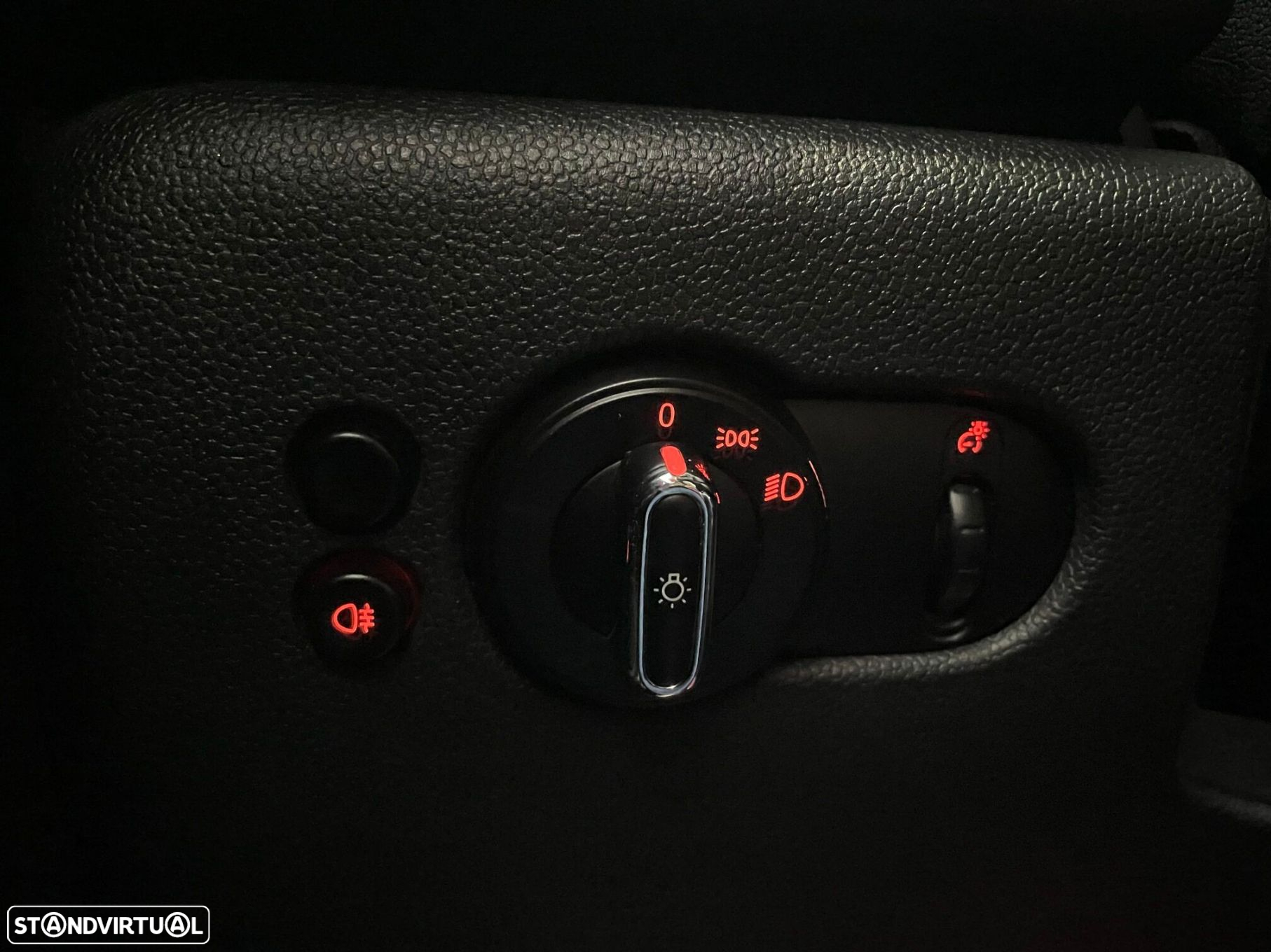 MINI 3 Portas Cooper D - 35