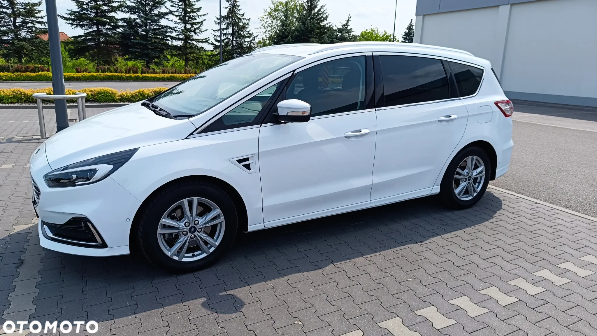 Ford S-Max 2.0 EcoBlue Titanium - 4