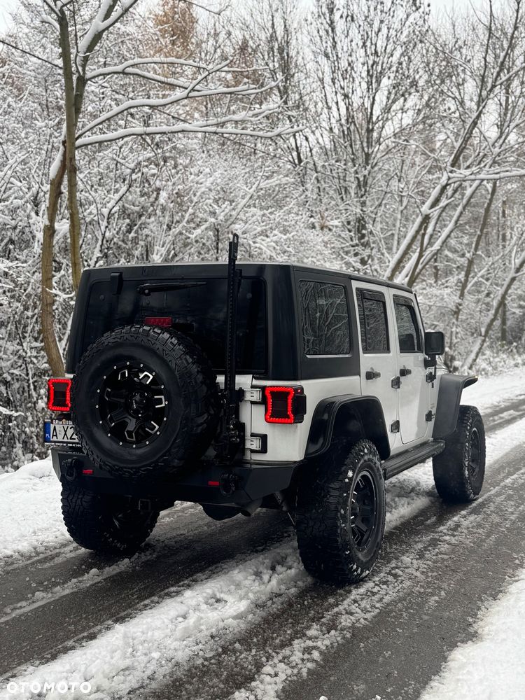 Jeep Wrangler 3.6 Unlim Sahara - 6