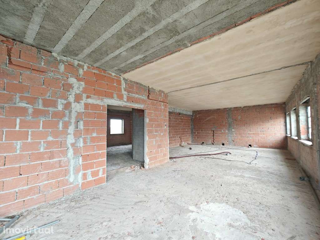 Edifício com possibilidade para apartamentos bem perto da costa em ... - Grande imagem: 2/17