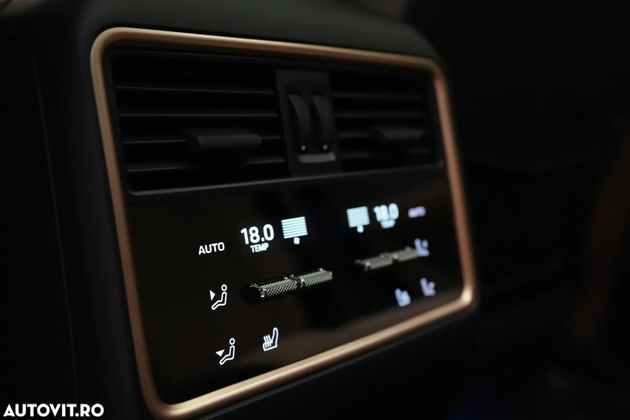 Porsche Cayenne S - 11