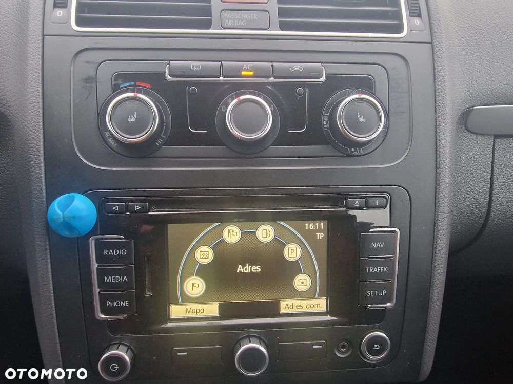 Volkswagen Touran 1.6 TDI DPF BlueMot Comfortline - 17
