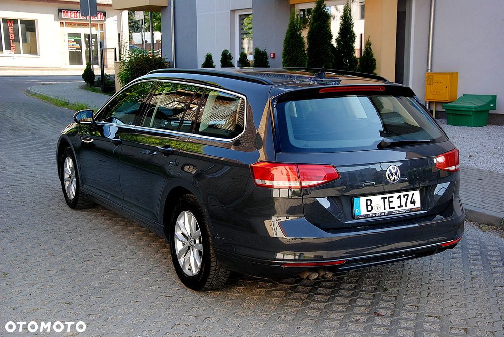 Volkswagen Passat Variant 2.0 TDI SCR 4Motion DSG Comfortline - 8