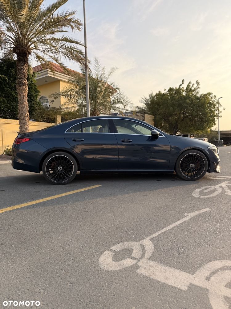 Mercedes-Benz CLA 250 7G-DCT - 4