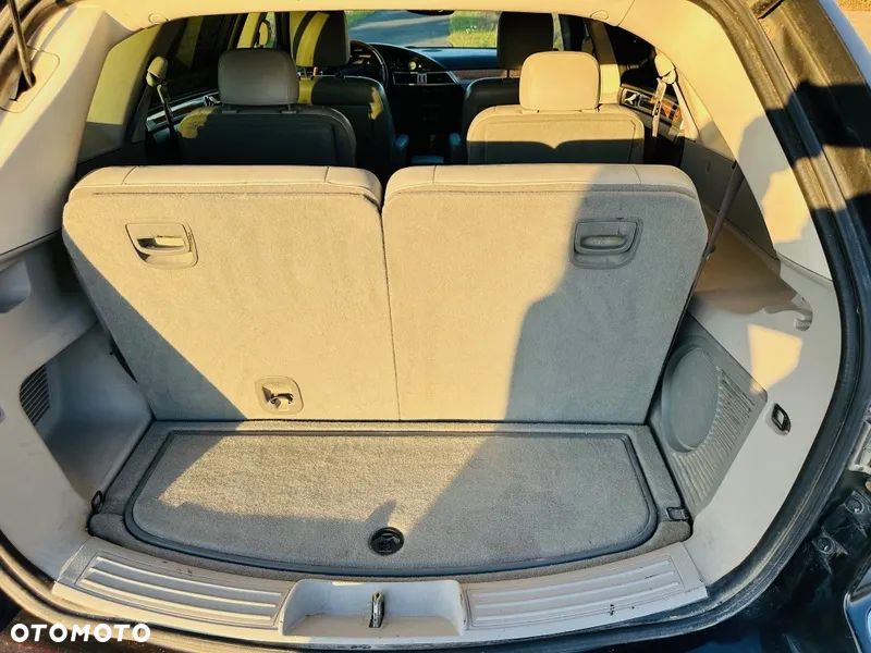 Chrysler Pacifica - 20