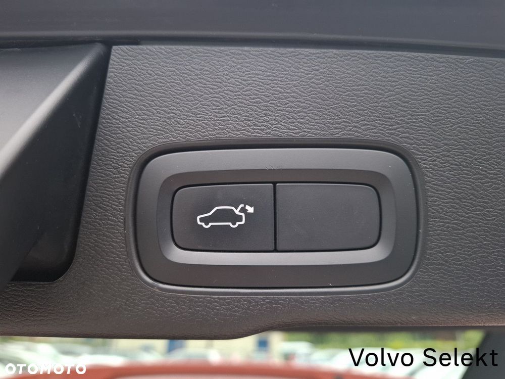 Volvo XC 60 - 35