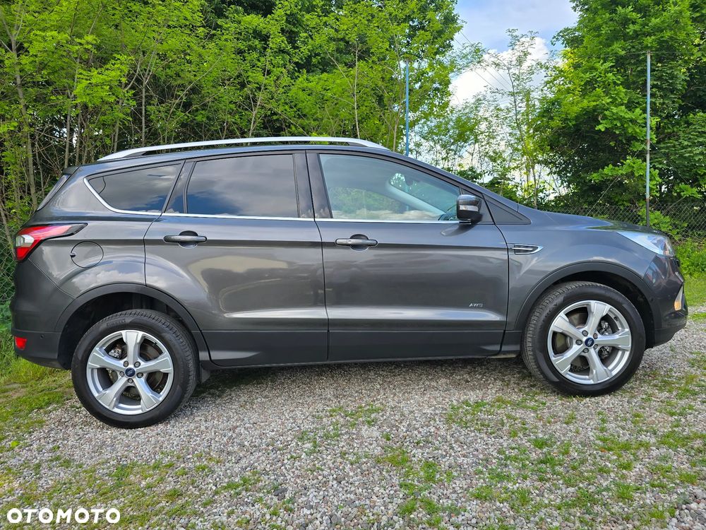Ford Kuga 2.0 TDCi 4WD Titanium - 4