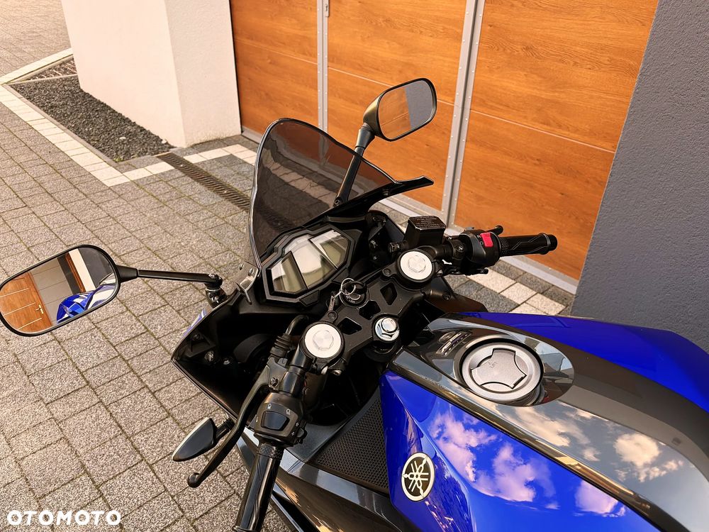 Yamaha YZF - 7