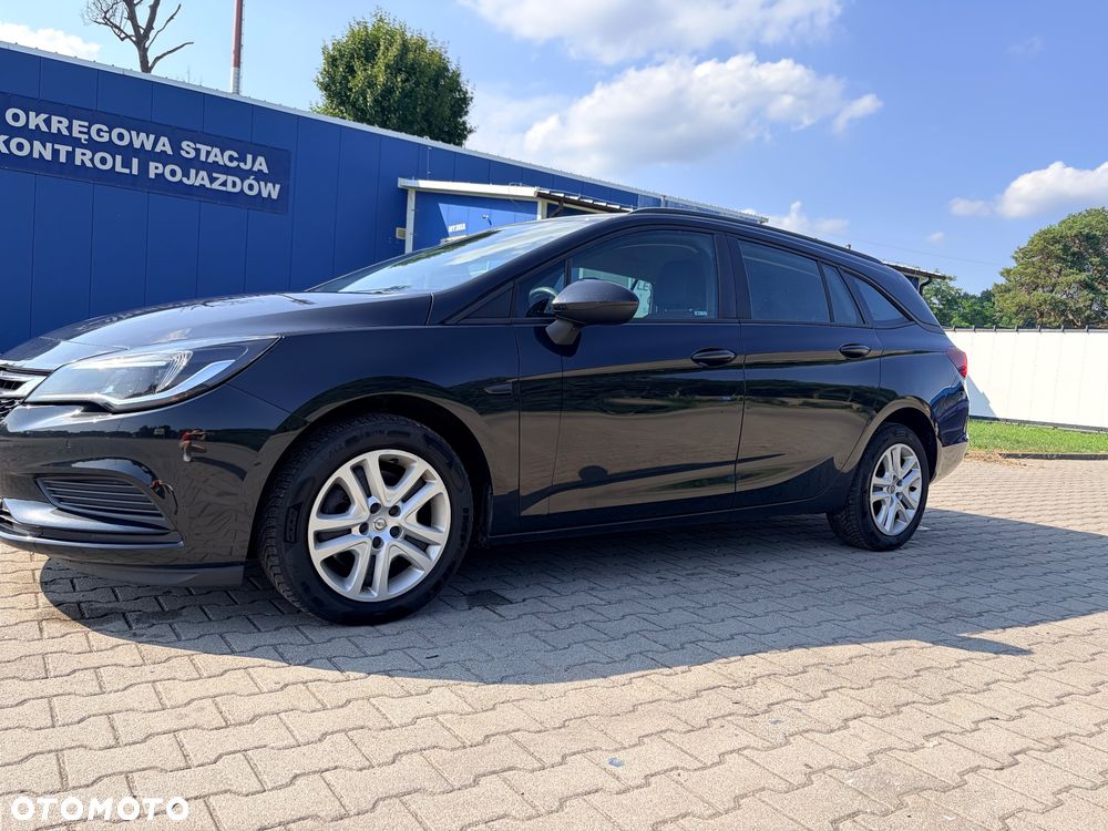 Opel Astra 1.6 D (CDTI) Start/Stop Edition - 3