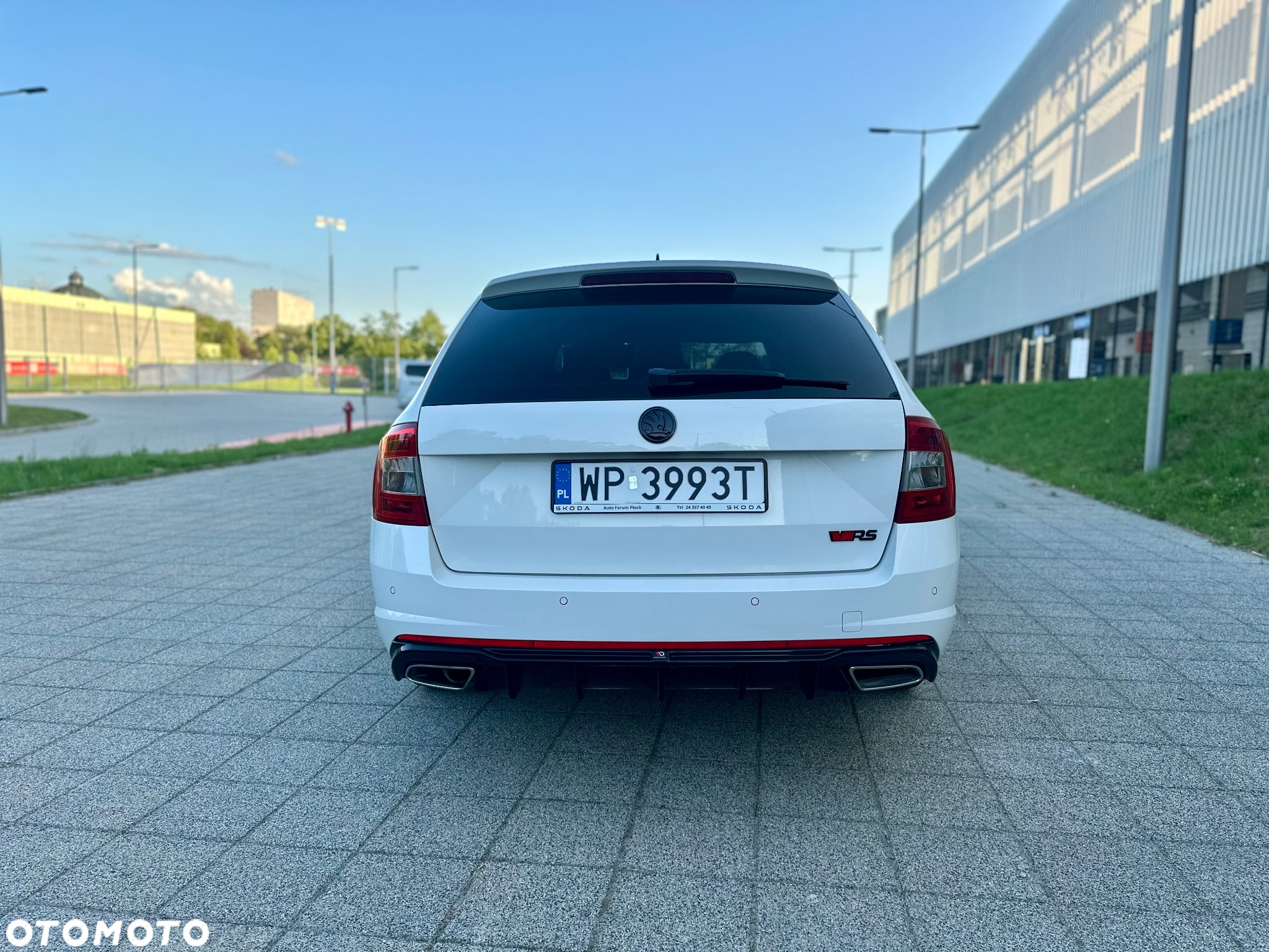 Skoda Octavia 2.0 TDI DSG RS - 5