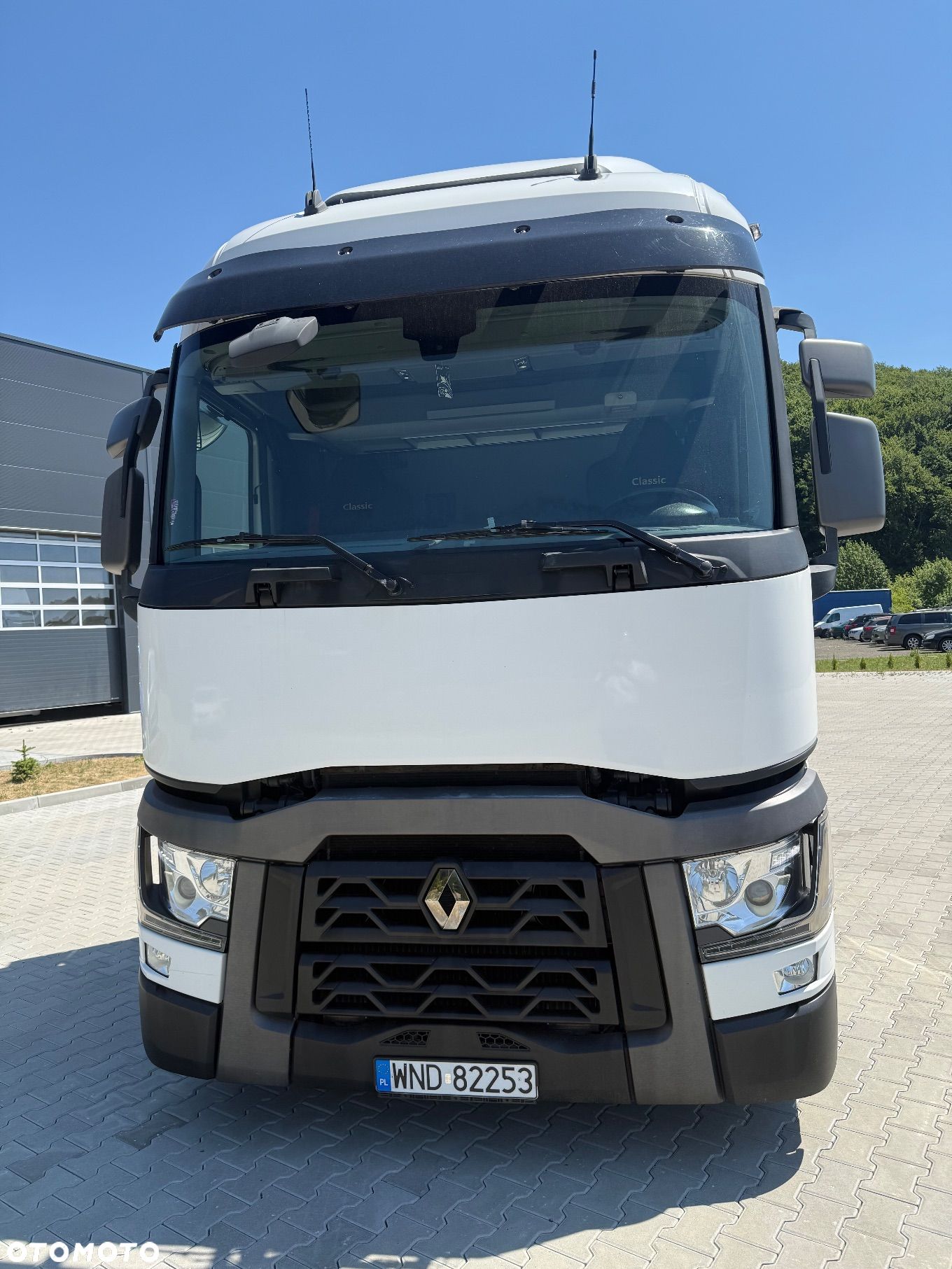 Renault T 440 sleeper xlow - 1