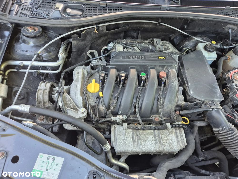 Dacia Duster 1.6 16V 4x2 Prestige - 22