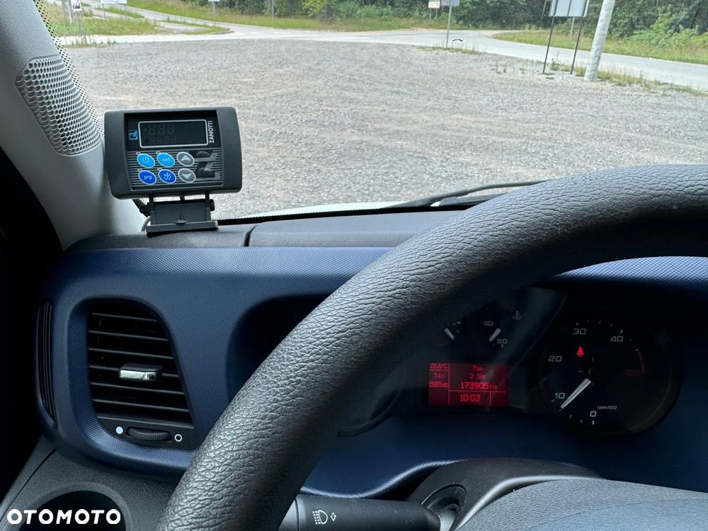 Iveco Daily 50C15 65C15 70C15 - 17