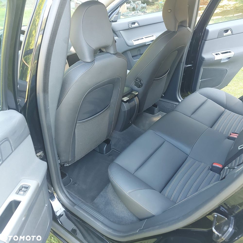 Volvo V50 2.0D Momentum - 9