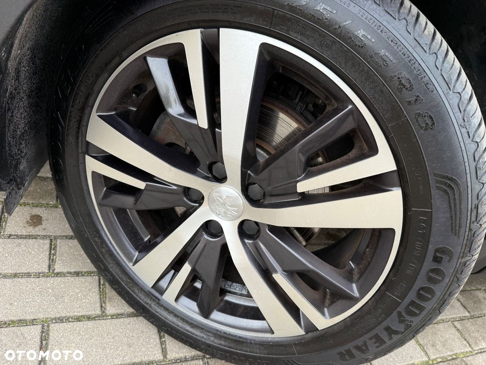 Peugeot 5008 1.5 BlueHDi Allure S&S - 9