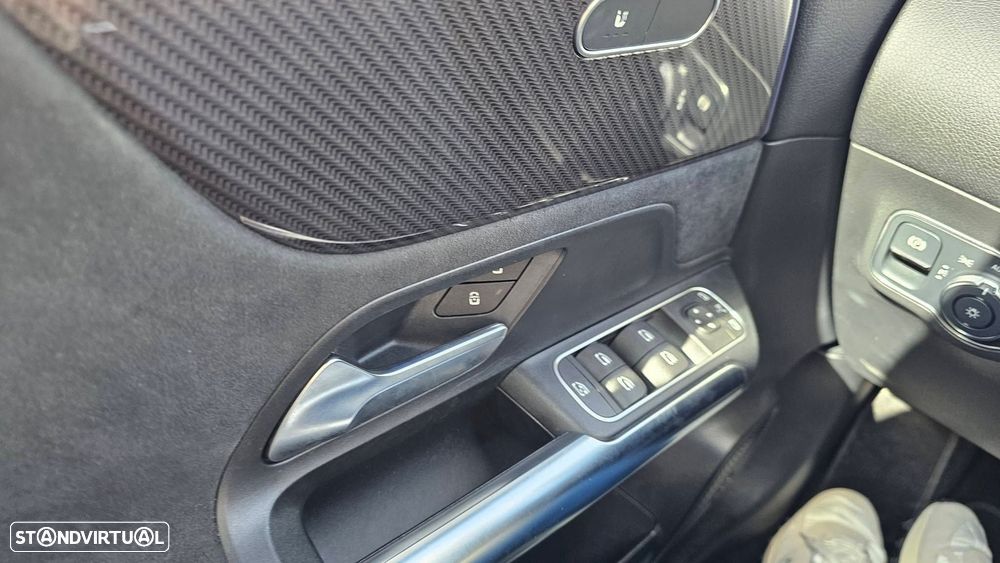 Mercedes-Benz GLA 250 - 12