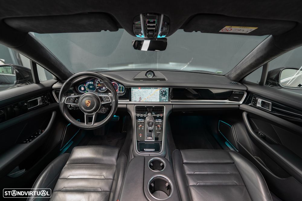 Porsche Panamera Sport Turismo Turbo S E-Hybrid - 7